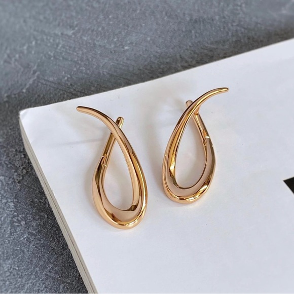 Modern Huggie Earrings 14k Gold Plated Luxury Design Earrings - Picture 6 of 12